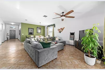 13230 Wellington Hills Drive, Riverview, FL 33579 - Photo 9