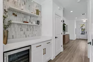 2140 W Chestnut St, Tampa, FL 33607 - Photo 9