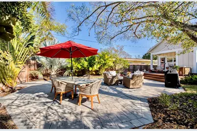 209 35th Avenue N, Saint Petersburg, FL 33704 - Photo 3