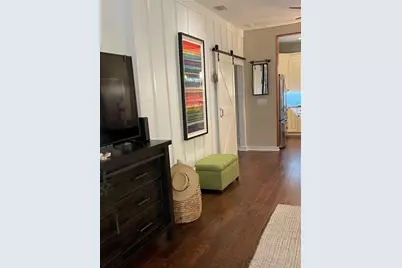 209 35th Avenue N, Saint Petersburg, FL 33704 - Photo 7