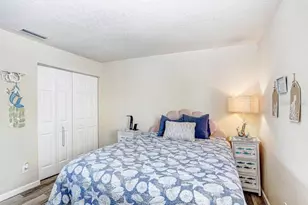 4714 Cobia Dr SE, Saint Petersburg, FL 33705 - Photo 11