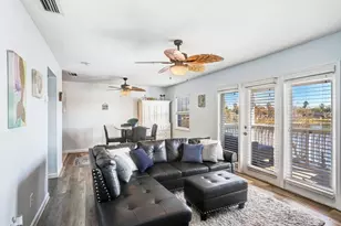 4714 Cobia Dr SE, Saint Petersburg, FL 33705 - Photo 3