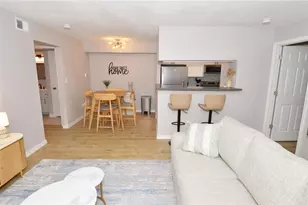 8653 Fancy Finch Dr, Tampa, FL 33614 - Photo 3