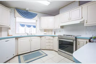 428 Pelican Drive S, Oldsmar, FL 34677 - Photo 15