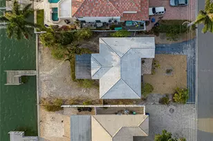 1425 Corey Way S, South Pasadena, FL 33707 - Photo 5