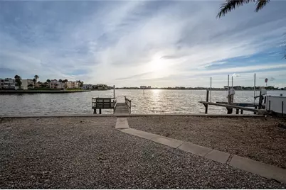 1425 Corey Way S, South Pasadena, FL 33707 - Photo 1