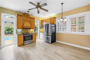 546 26th Ave N, Saint Petersburg, FL 33704 - Photo 11