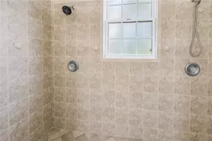 546 26th Ave N, Saint Petersburg, FL 33704 - Photo 25