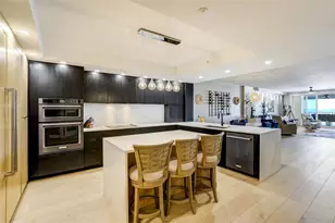 1370 Gulf Blvd, Clearwater Beach, FL 33767 - Photo 3