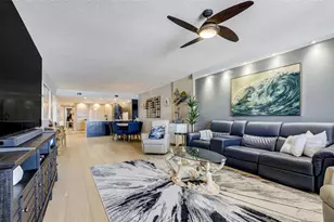 1370 Gulf Blvd, Clearwater Beach, FL 33767 - Photo 5