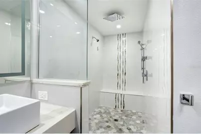 1370 Gulf Boulevard #403, Clearwater Beach, FL 33767 - Photo 11