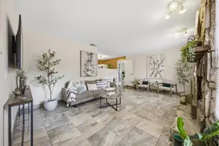 314 E 137th Ave, Tampa, FL 33613 - Photo 7