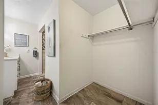 314 E 137th Ave, Tampa, FL 33613 - Photo 31