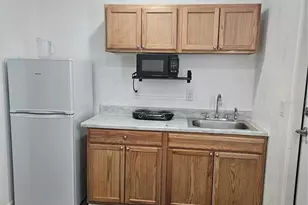 9306 Forest Hills Dr, Tampa, FL 33612 - Photo 9