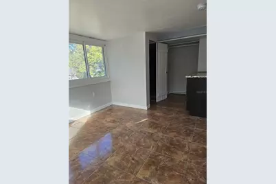 9306 Forest Hills Drive, Tampa, FL 33612 - Photo 13