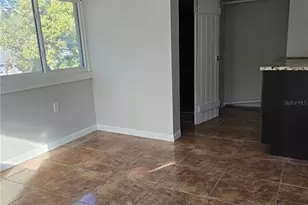 9306 Forest Hills Dr, Tampa, FL 33612 - Photo 13