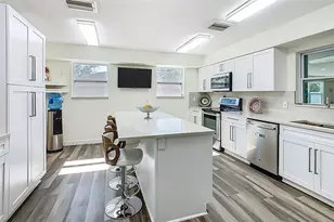 1700 S Miller Rd, Valrico, FL 33594 - Photo 23