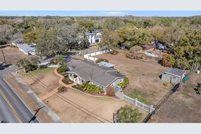 3909 Hudson Lane, Tampa, FL 33618 - Photo 1