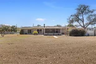 3909 Hudson Ln, Tampa, FL 33618 - Photo 41