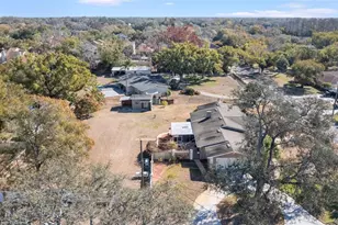 3909 Hudson Ln, Tampa, FL 33618 - Photo 49