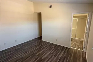 533 E Curlew Pl, Tarpon Springs, FL 34689 - Photo 9