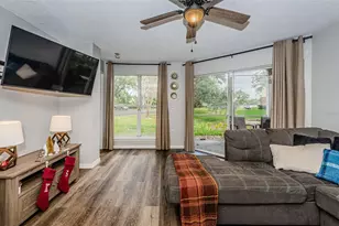 10114 Winsford Oak Blvd, Tampa, FL 33624 - Photo 3