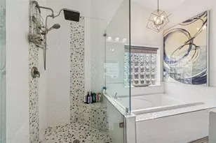 1117 Pinellas Bayway S, Saint Petersburg, FL 33715 - Photo 5