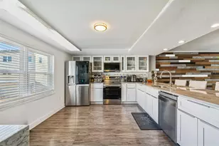 1117 Pinellas Bayway S, Saint Petersburg, FL 33715 - Photo 13
