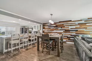 1117 Pinellas Bayway S, Saint Petersburg, FL 33715 - Photo 11