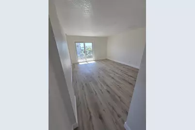 650 Island Way #408, Clearwater Beach, FL 33767 - Photo 3