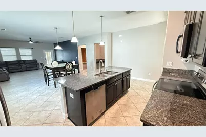 11017 Purple Martin Boulevard, Riverview, FL 33579 - Photo 9