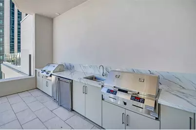 275 1st Avenue S #2304, Saint Petersburg, FL 33701 - Photo 29