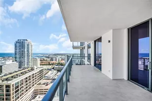 275 1st Ave S, Saint Petersburg, FL 33701 - Photo 13