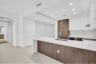 275 1st Avenue S #2304, Saint Petersburg, FL 33701 - Photo 7