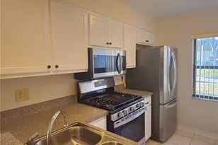 1285 Mission Hills Blvd, Clearwater, FL 33759 - Photo 9
