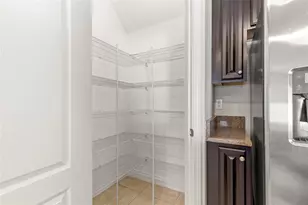 2719 Garden Falls Dr, Brandon, FL 33511 - Photo 11