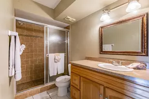 5701 Bahia Del Mar Circle, Saint Petersburg, FL 33715 - Photo 13