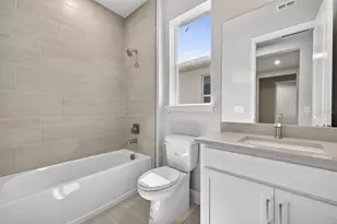 11982 Starbright Path, Venice, FL 34293 - Photo 17