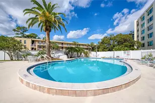 225 Country Club Dr, Largo, FL 33771 - Photo 29