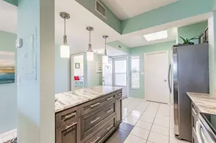 5901 Bahia Del Mar Cir, Saint Petersburg, FL 33715 - Photo 13