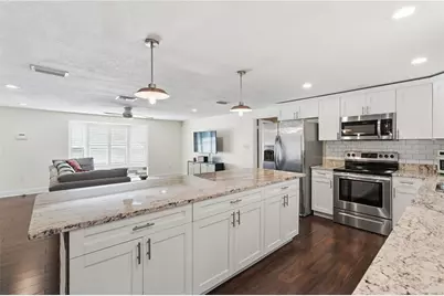 6302 S Selbourne Avenue, Tampa, FL 33611 - Photo 5