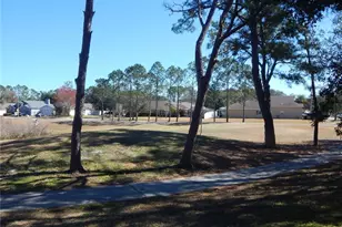 5632 Autumn Shire Dr, Zephyrhills, FL 33541 - Photo 5