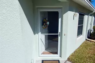 5632 Autumn Shire Dr, Zephyrhills, FL 33541 - Photo 3