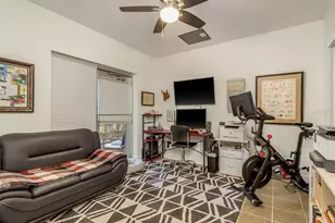 325 5th Ave S, Saint Petersburg, FL 33701 - Photo 3