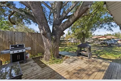 404 King Louis Court, Seffner, FL 33584 - Photo 27