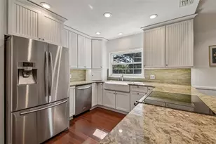 2816 Fairway View Dr, Valrico, FL 33596 - Photo 9