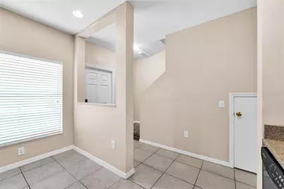 8509 Trail Wind Drive, Tampa, FL 33647 - Photo 9