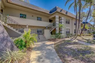 68 Country Club Dr, Largo, FL 33771 - Photo 19