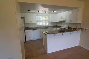 68 Country Club Dr, Largo, FL 33771 - Photo 5