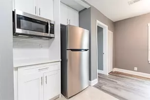 2017 Oceanview Pl, Tampa, FL 33605 - Photo 9